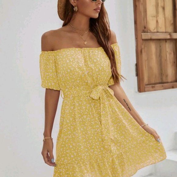 3 lovely off shoulder dresses - Picture 3 of 3